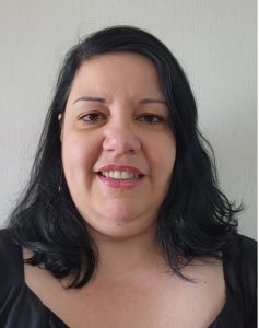 Simone Aparecida Dias Oliveira